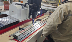 數(shù)控鉆孔機怎樣維持加工精度？